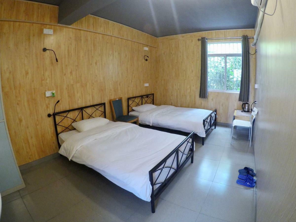 Dong Shan Gaga Hostel Kuangcsou Kültér fotó