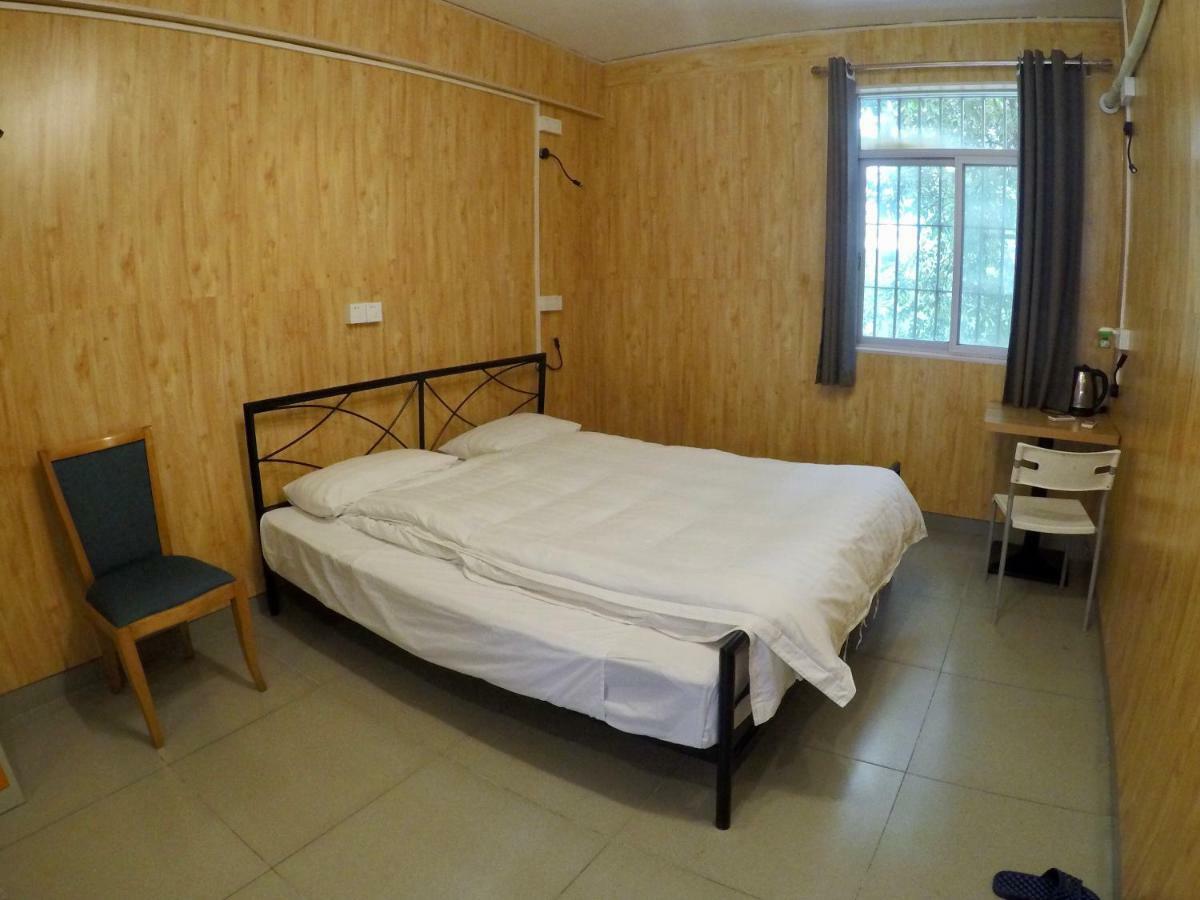 Dong Shan Gaga Hostel Kuangcsou Kültér fotó