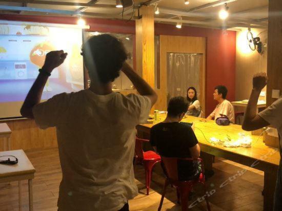 Dong Shan Gaga Hostel Kuangcsou Kültér fotó